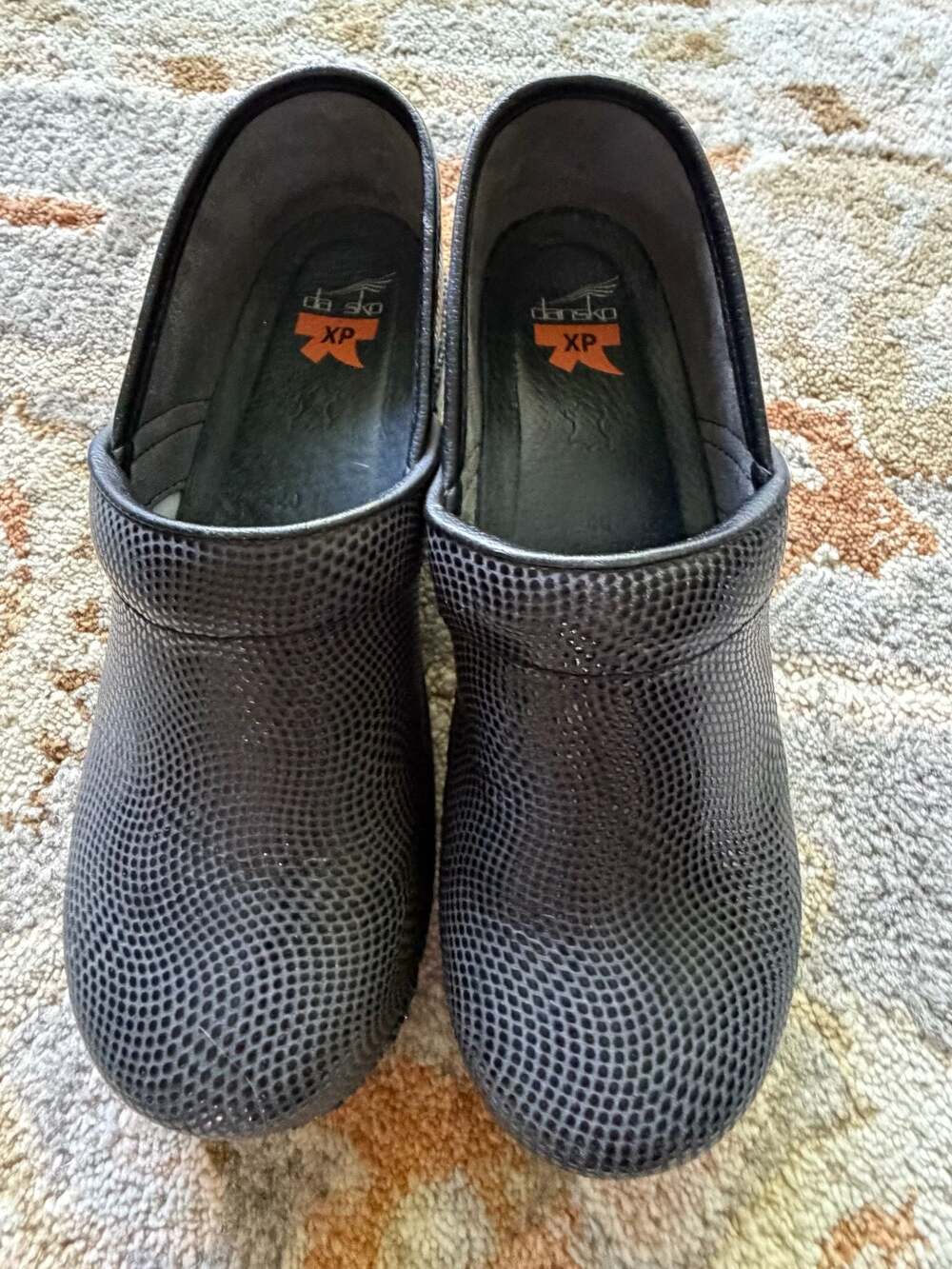 Dansko Pro XP Black Textured Slip Resistant Clogs Size 40